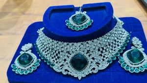Elegant Green Stone Jewelry Set. wore once time