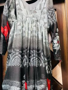 Combo Offers + feeding Mom Kurti