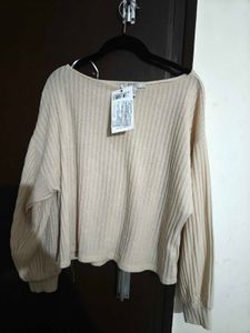 Ribbed Knit sweater tag