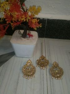 Earring With Tika