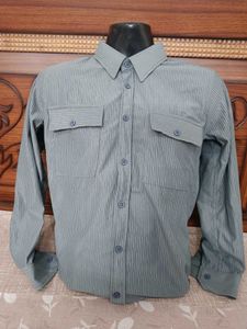 M size Shirt/tshirt