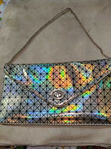 Women Clutch And Cotton Saree