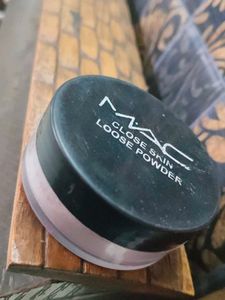 MAC Loose Powder