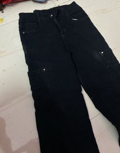 Black Cargo Jeans ankel length