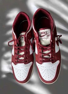Nike Sneakers - Stylish &amp; Comfortable