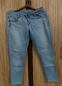 Light Blue Jeans (32)