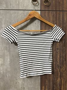 H&amp;M Off Shoulder Crop Top
