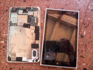 2 Dead Tablet Only Parts In Use