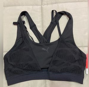 PUMAWomen Sports Lightly Padded Bra (Black)