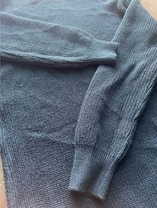Cute sweater dress, size extra small, small