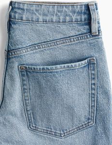 Light Wash Straight Leg Jeans