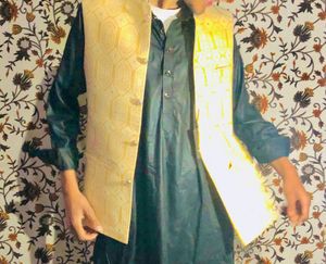Wase Coat Golden
