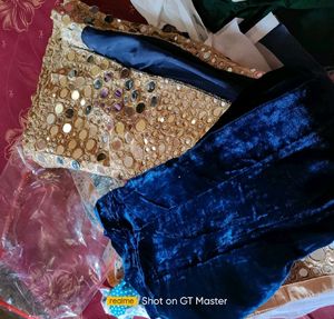 New Unstitched Velvet Mirror Work Lahenga