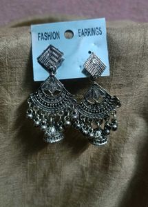 Fashion Earrings - Silver Tone