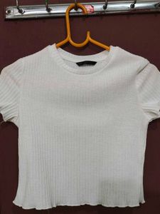 Shien White Ribbed Crop Top (32-34)