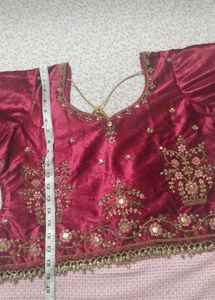 Gold Embroidered Lehenga rajwadi