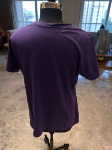 NIKE women’s Tshirt In Size XL