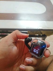 Black Earbuds