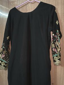Pakistani suit