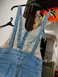 Dungaree