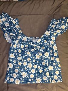 A cute casual top.