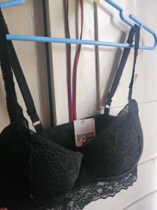 Victoria&#39;s Secret Push up Black Lace Bralette