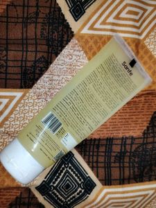 Sanfe Kesar Exfoliating Gel