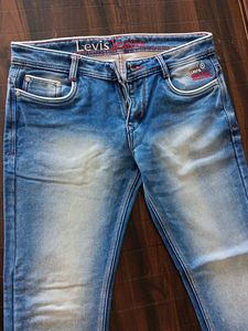 Levi&#39;s Blue Denim Jeans