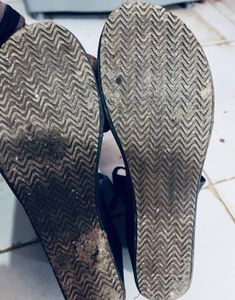 Black boots 🥾 1 time used only good condition