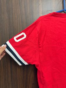 Red Chicago Graphic Tee + a basic te