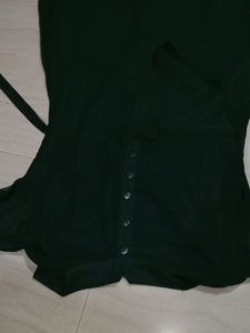 Beautiful Classic Dark Green  Net Sleeves Gown