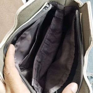 lLeather bag with a very good condition