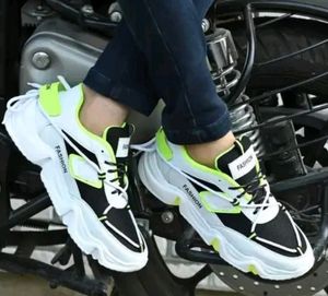 Sports Shoes 👟 💮