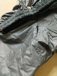 Apex Rain Jacket N Pant Quality 👍🏻2xl Size