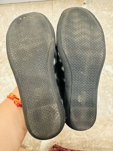 Girl&#39;s Zebra Print Flats