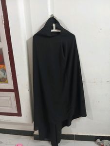 Islamic Women Wear Long Hijab With Mask