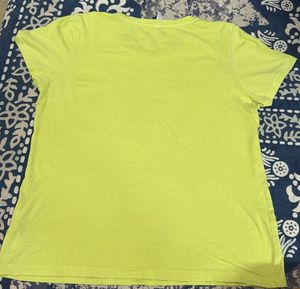 3 Womens’ Tshirts