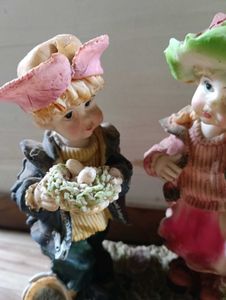 Vintage &#34;Jing Craft&#34; Figurine
