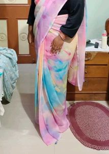 Elegant Tie-Dye Saree