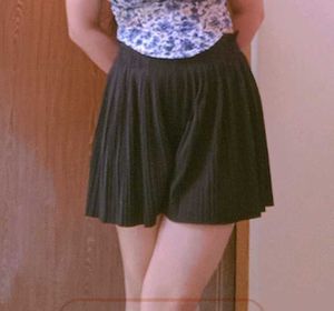 Balck shorts