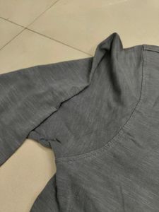 Zudio Dark Grey Slim Fit Jeans + Roadster Tshirt