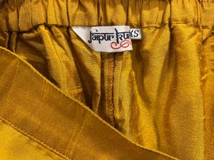 A Shiny Kurti Pant