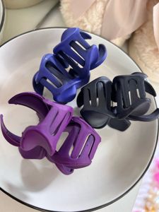 Matte Flower Hair Claw Clips (3)