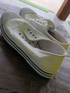 Cute White Casual Shoes