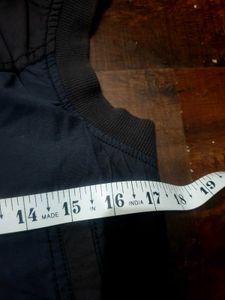 Stylish Sleeveless Jacket