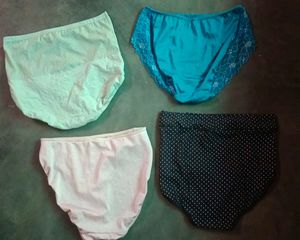 XL Vintage Style Panties Bundle Of 4