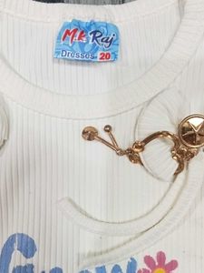 Cute Girls&#39; White Top