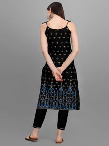 sleeveless Black Kurta