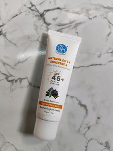 Offer !!Sunscreen The Moms Co.