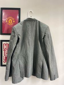 Gray Blazer - Stylish &amp; Versatile
